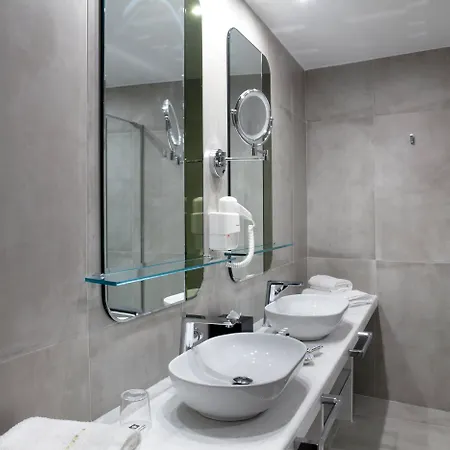 Wyndham Ξενοδοχείο 5*
