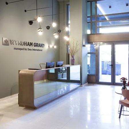 Ξενοδοχείο Wyndham 5*